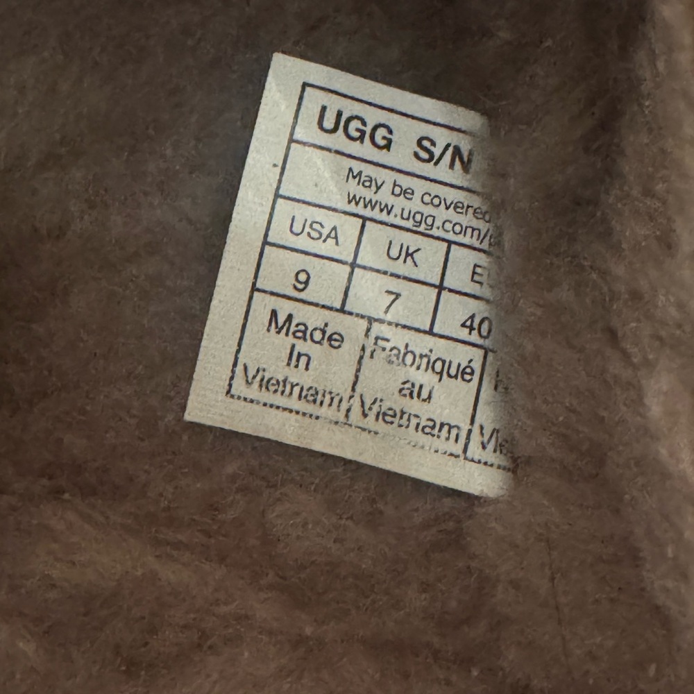 Authentic Ugg Tazz Ll - image 5